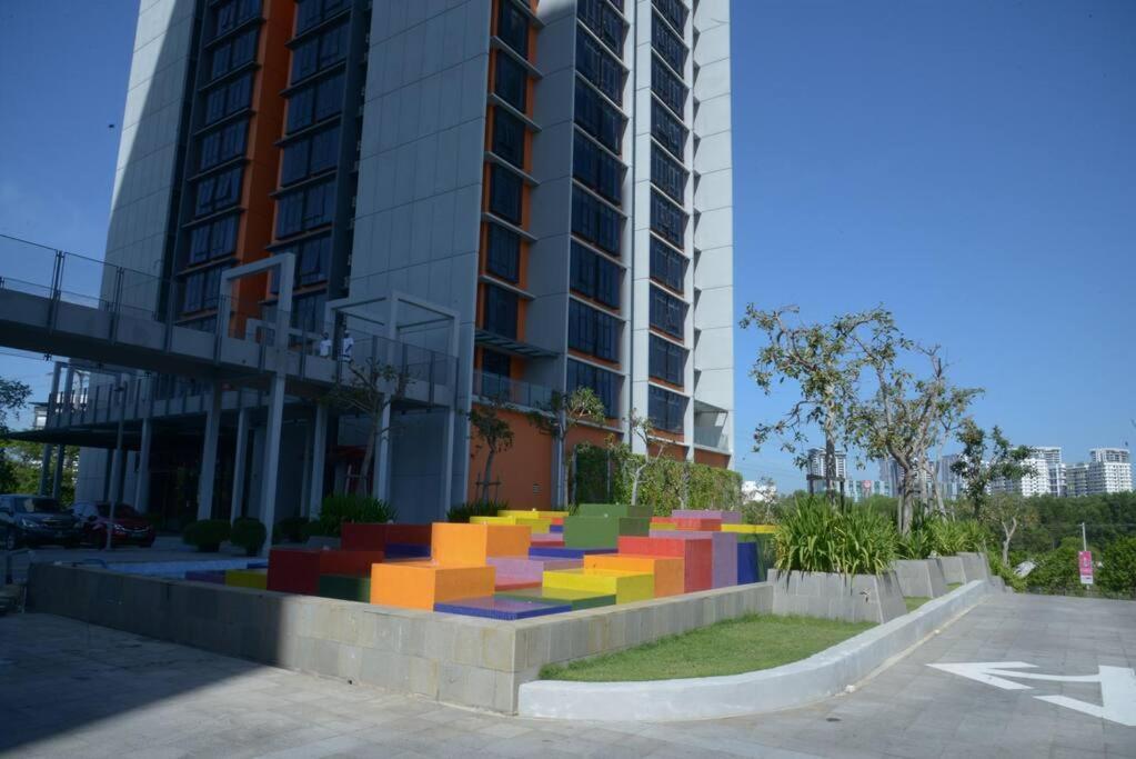 Apartment Kb2712 - Cyberjaya-netflix-wifi- Parking-pool, 1011