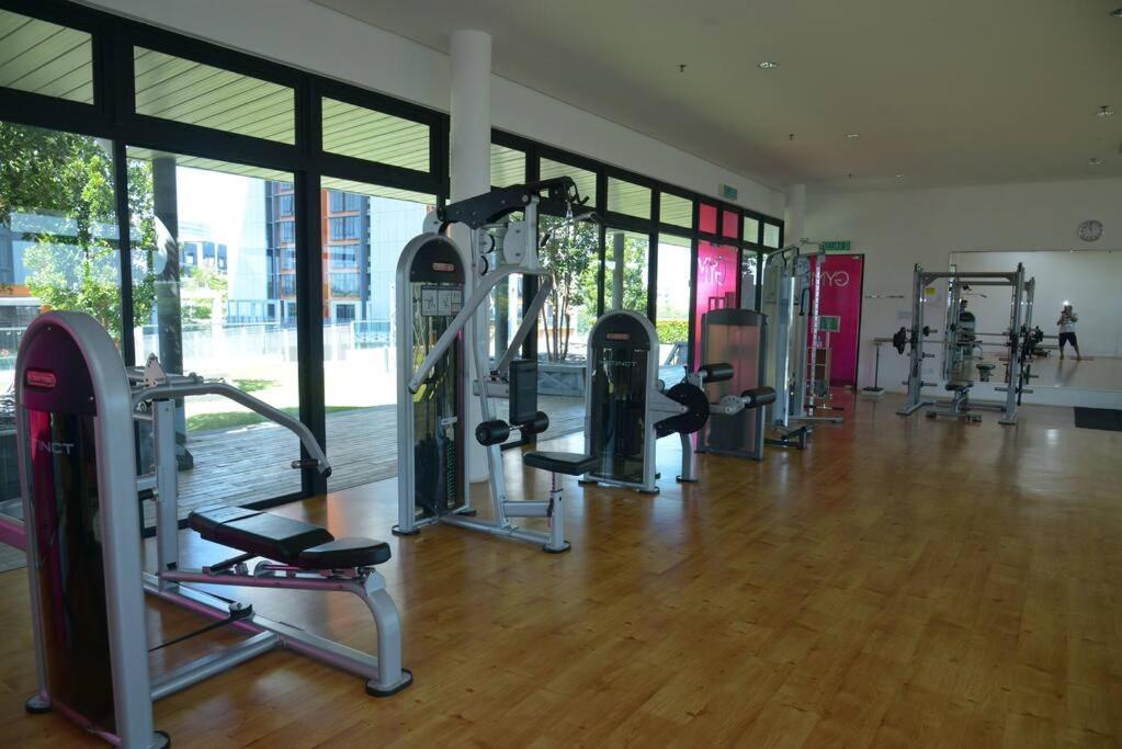 Kb2712 - Cyberjaya-netflix-wifi- Parking-pool, 1011 Apartment *