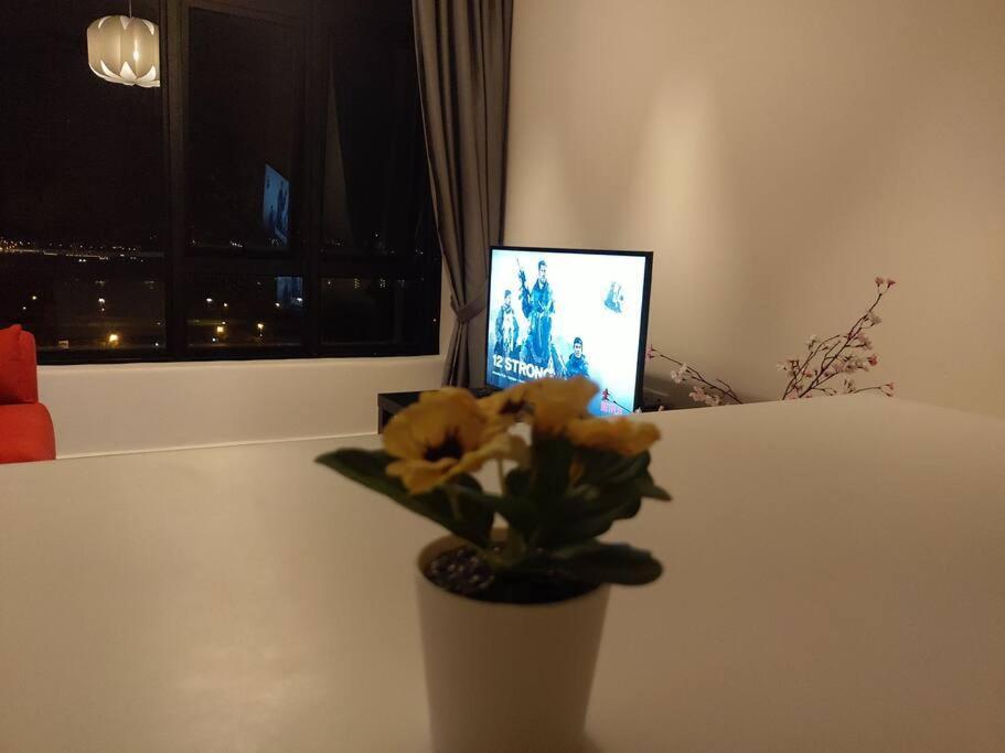 Kb2712 - Cyberjaya-netflix-wifi- Parking-pool, 1011