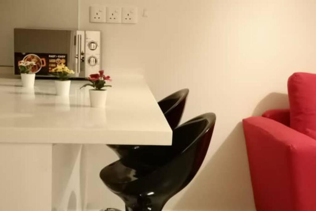 Kb2712 - Cyberjaya-netflix-wifi- Parking-pool, 1011 Apartment *
