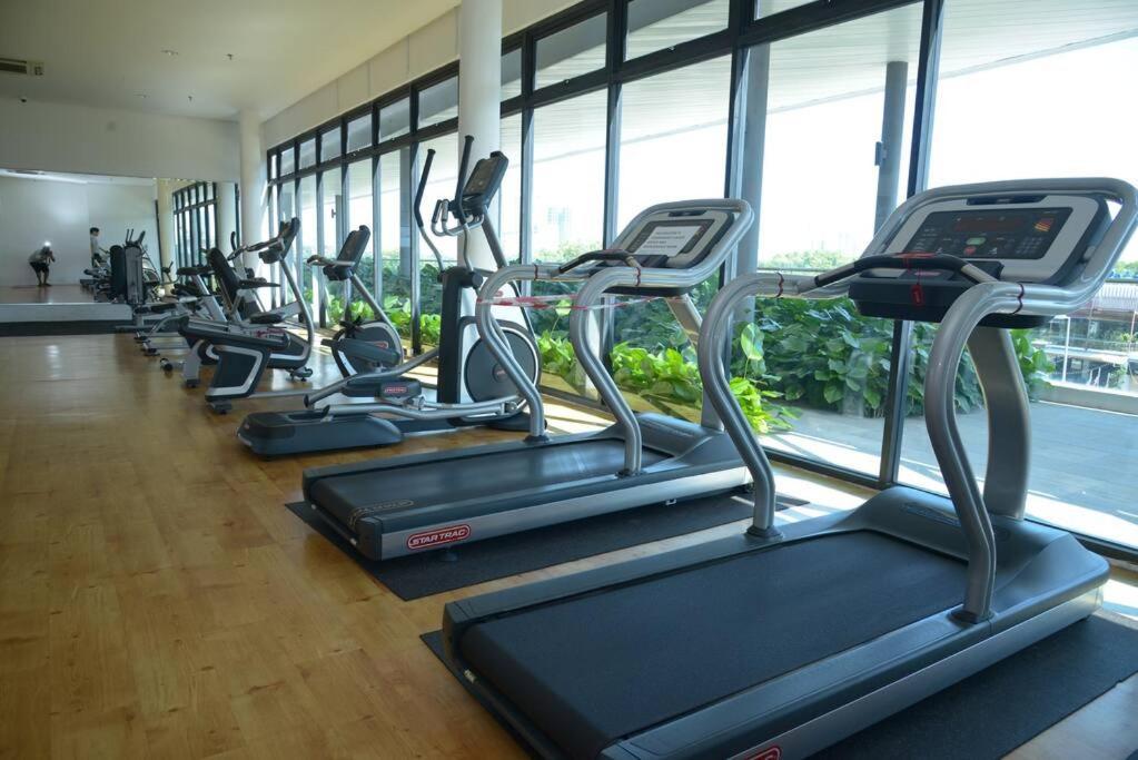 Apartment Kb2712 - Cyberjaya-netflix-wifi- Parking-pool, 1011 *