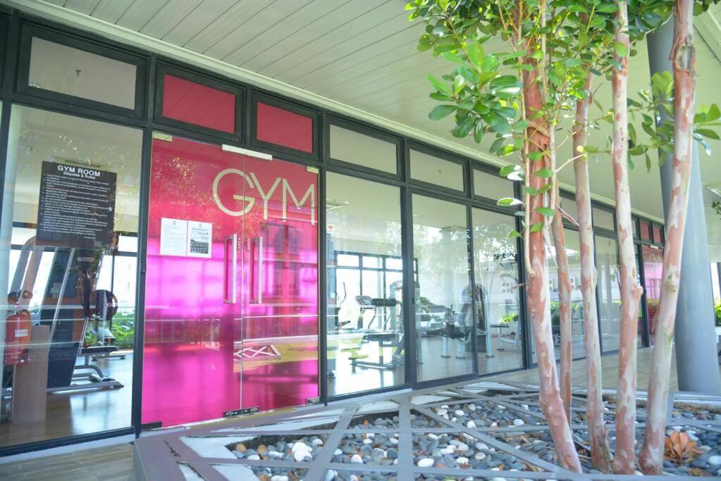 Kb2712 - Cyberjaya-netflix-wifi- Parking-pool, 1011 *